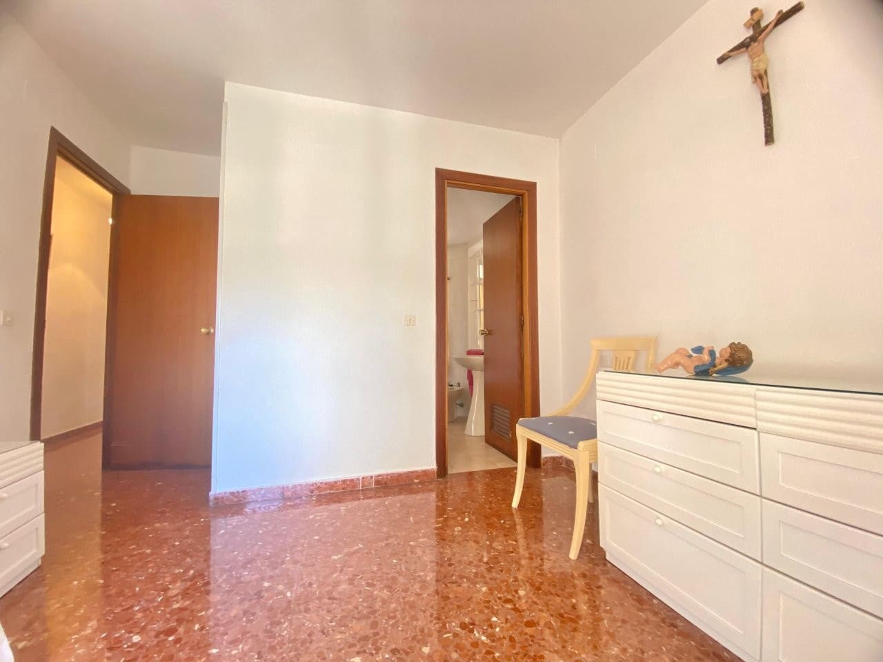 4 slaapkamer Flat te koop in Malaga stad met garage - € 323.000 (Ref: 9123694)