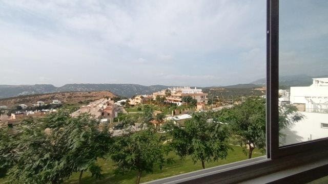 Piso de 2 habitaciones en Casares en venta con piscina garaje - 233.000 € (Ref: 9131029)