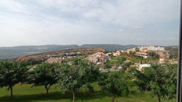 Piso de 2 habitaciones en Casares en venta con piscina garaje - 233.000 € (Ref: 9131029)