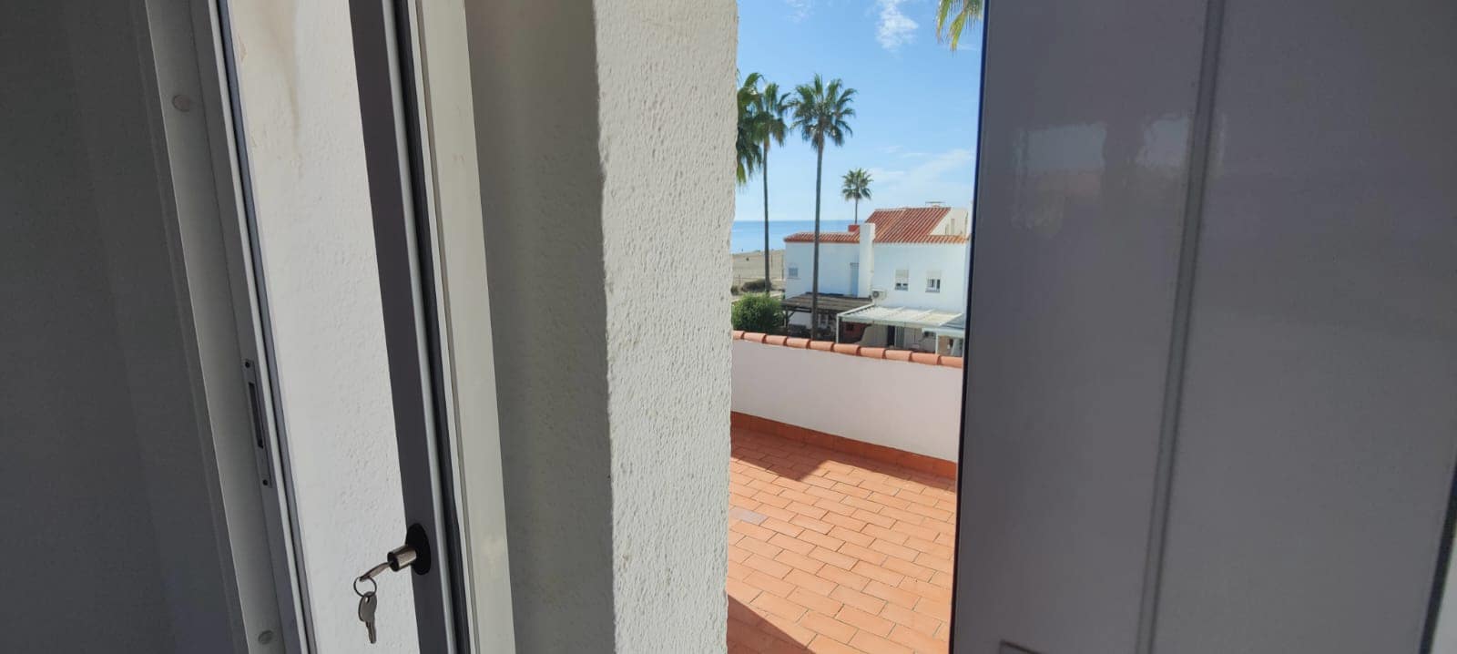 4 soveværelse Rækkehus til salg i San Luis de Sabinillas med swimmingpool - € 650.000 (Ref: 9138768)