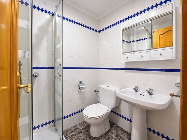 4 sypialnia Mieszkanie na sprzedaż w Teatinos, Miasto Málaga z garażem - 382 000 € (Ref: 9150890)