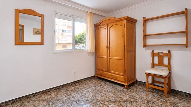 4 sypialnia Mieszkanie na sprzedaż w Teatinos, Miasto Málaga z garażem - 382 000 € (Ref: 9150890)