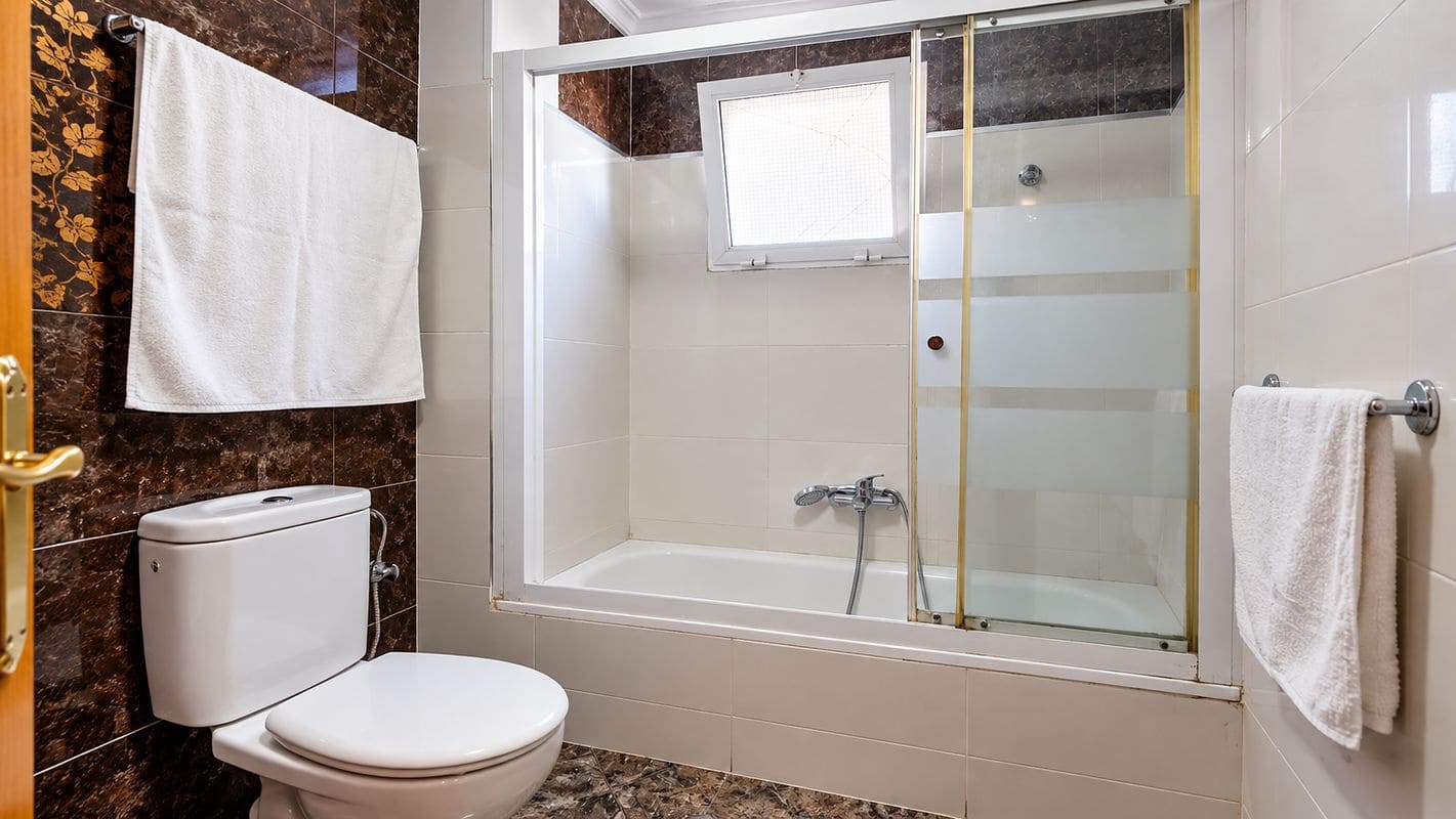 4 sypialnia Mieszkanie na sprzedaż w Miasto Malaga z garażem - 382 000 € (Ref: 9150890)