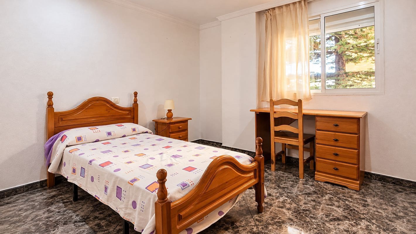 4 sypialnia Mieszkanie na sprzedaż w Miasto Malaga z garażem - 382 000 € (Ref: 9150890)