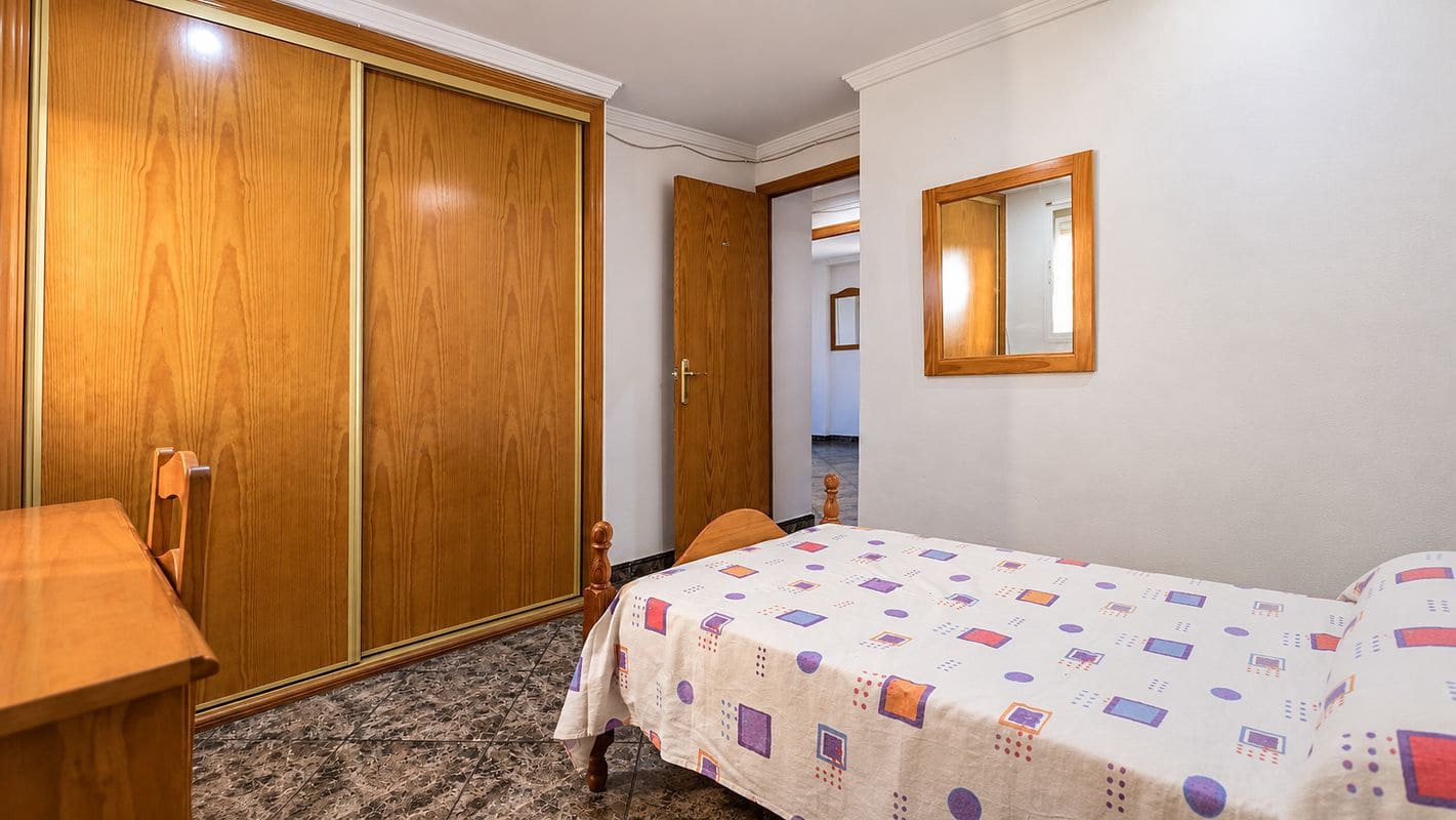 4 sypialnia Mieszkanie na sprzedaż w Miasto Malaga z garażem - 382 000 € (Ref: 9150890)