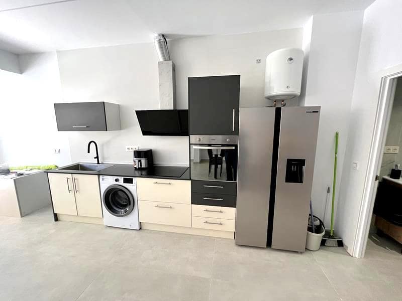 Piso de 1 habitación en Málaga ciudad en alquiler - 950 € (Ref: 9150891)