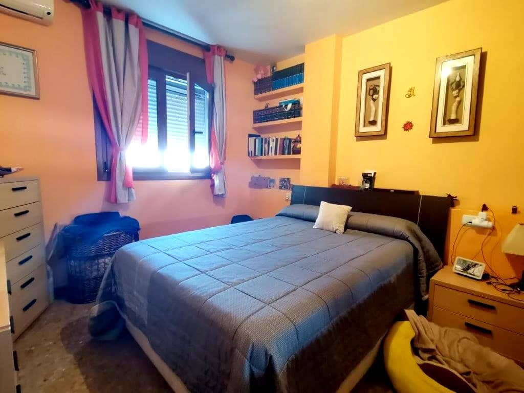 Piso de 3 habitaciones en Málaga ciudad en venta con piscina garaje - 434.000 € (Ref: 9150893)
