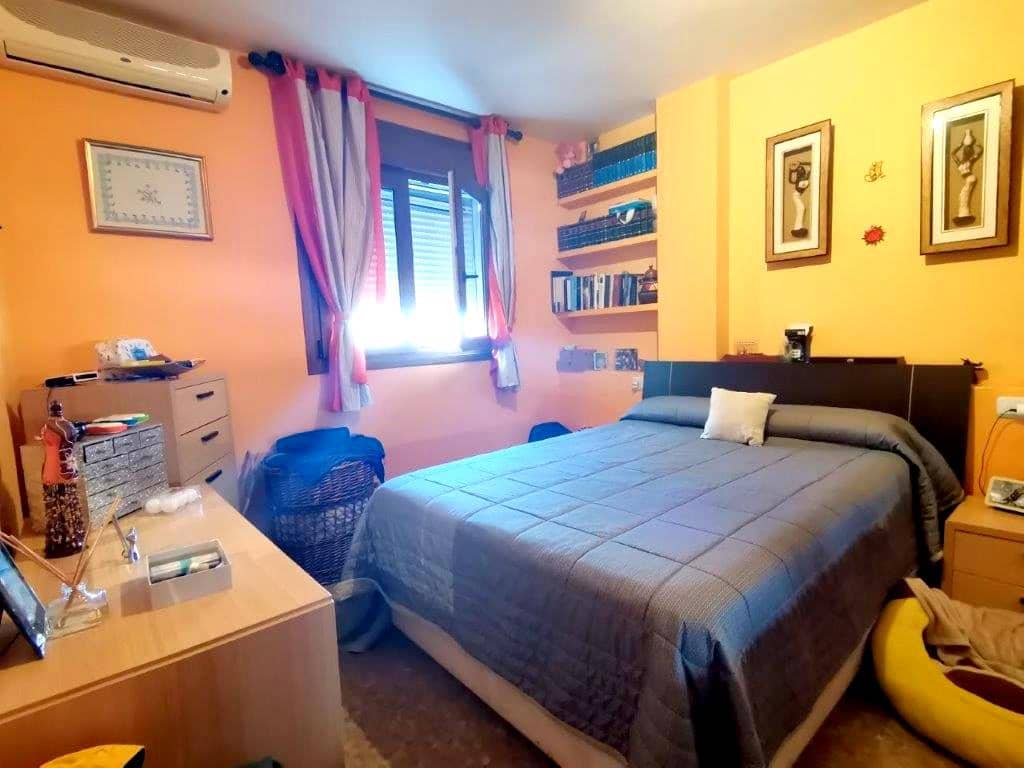 Piso de 3 habitaciones en Málaga ciudad en venta con piscina garaje - 434.000 € (Ref: 9150893)