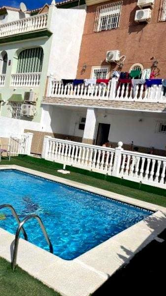 5 quarto Moradia em Banda para venda em Puerto de la Torre com piscina garagem - 660 000 € (Ref: 9150894)
