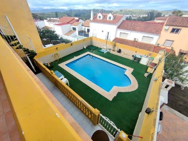 5 quarto Moradia em Banda para venda em Puerto de la Torre, Málaga cidade com piscina garagem - 660 000 € (Ref: 9150894)