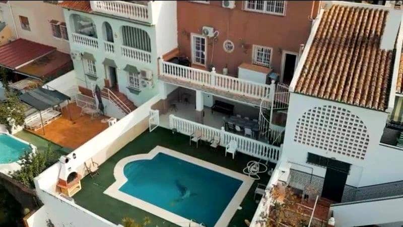 5 quarto Moradia em Banda para venda em Puerto de la Torre com piscina garagem - 660 000 € (Ref: 9150894)