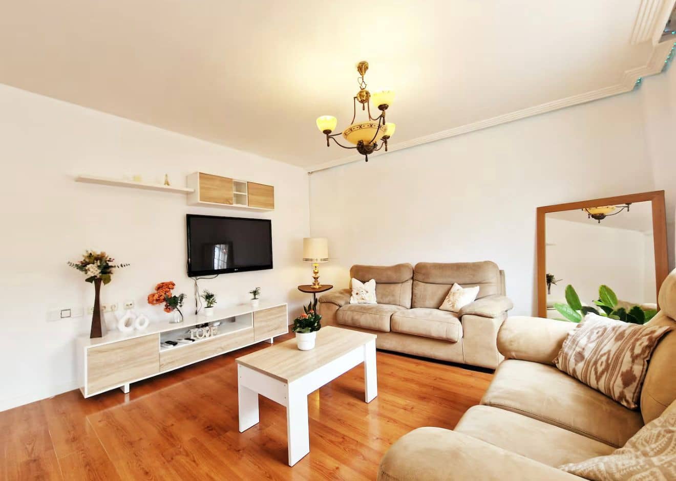 5 sovrum Radhus till salu i Puerto de la Torre med pool garage - 690 000 € (Ref: 9150894)