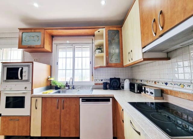 Adosado de 5 habitaciones en Puerto de la Torre, Málaga ciudad en venta con piscina garaje - 690.000 € (Ref: 9150894)