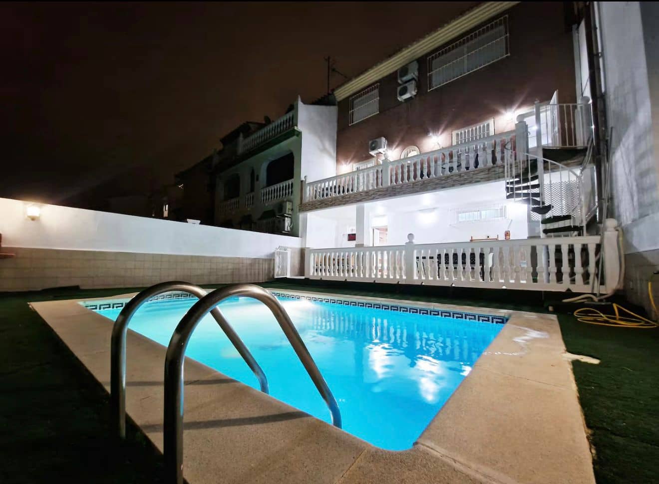 5 sovrum Radhus till salu i Puerto de la Torre med pool garage - 690 000 € (Ref: 9150894)