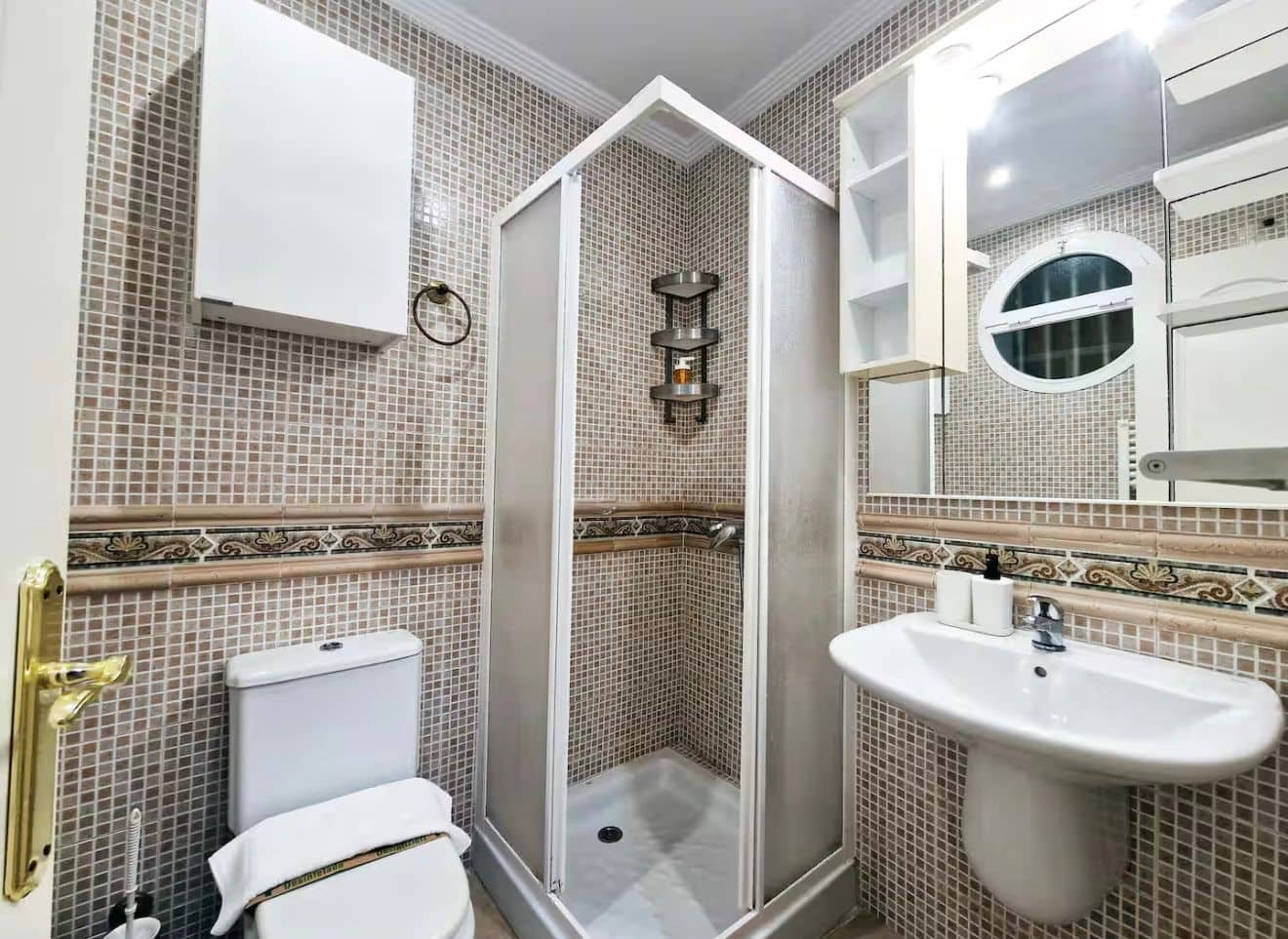 5 slaapkamer Rijtjeshuis te huur in Puerto de la Torre met zwembad garage - € 2.800 (Ref: 9150895)