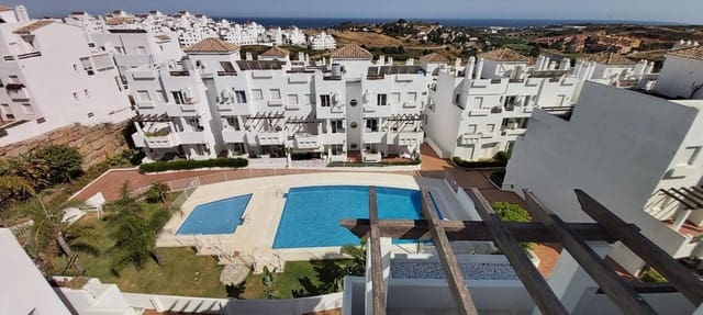3 bedroom Flat for sale in Estepona with pool garage - € 318,150 (Ref: 9151030)