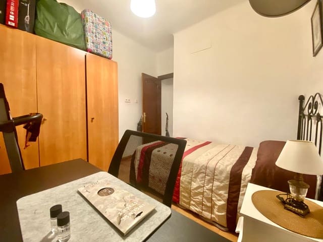 Piso de 2 habitaciones en Cruz de Humilladero, Málaga ciudad en venta - 207.900 € (Ref: 9151123)