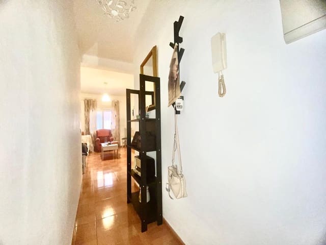 Piso de 2 habitaciones en Cruz de Humilladero, Málaga ciudad en venta - 207.900 € (Ref: 9151123)