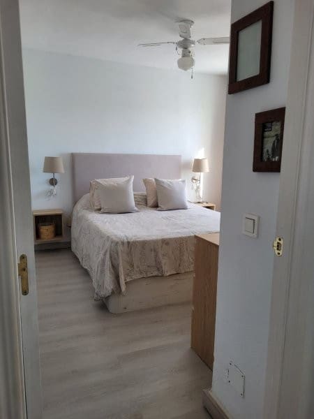 3 soveværelse Rækkehus til salg i Manilva med swimmingpool - € 290.000 (Ref: 9159014)