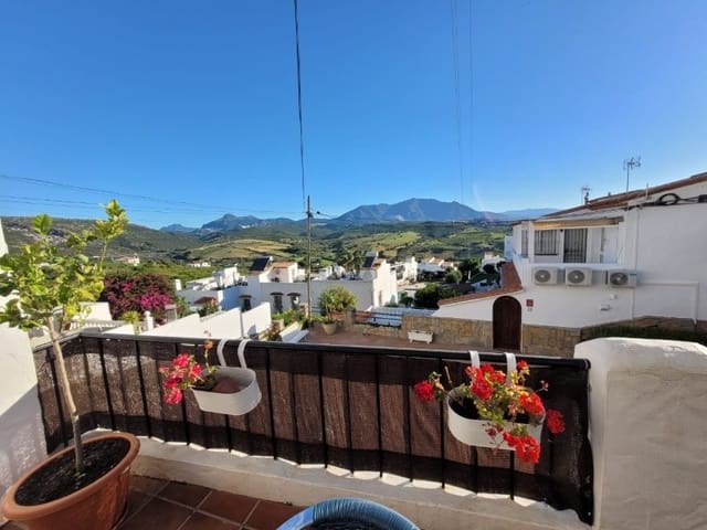 3 soveværelse Rækkehus til salg i Manilva med swimmingpool - € 290.000 (Ref: 9159014)