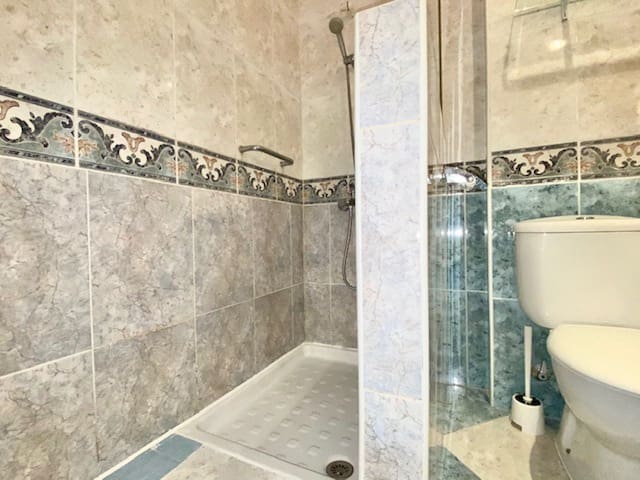 3 slaapkamer Flat te koop in Malaga stad - € 349.900 (Ref: 9164521)