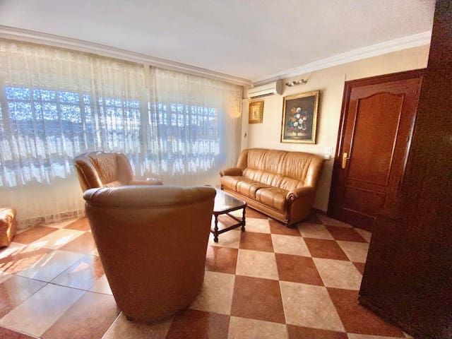 3 slaapkamer Flat te koop in Malaga stad - € 349.900 (Ref: 9164521)