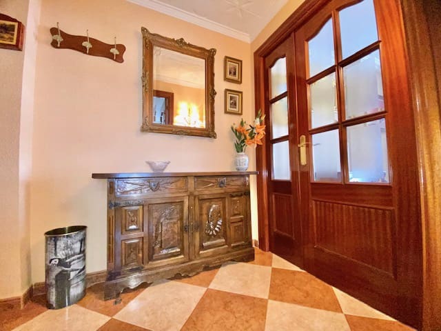 3 sovrum Lägenhet till salu i Cruz de Humilladero, Málaga stad - 349 900 € (Ref: 9164521)