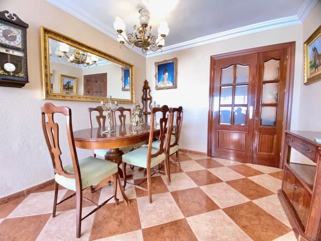 3 sovrum Lägenhet till salu i Cruz de Humilladero, Málaga stad - 349 900 € (Ref: 9164521)