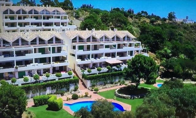 2 quarto Apartamento para venda em Estepona com piscina garagem - 400 000 € (Ref: 9180488)