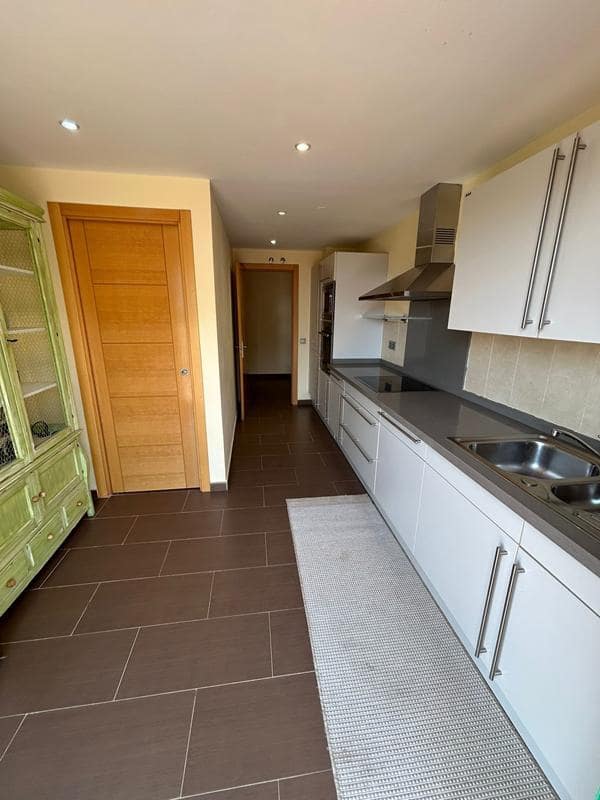 2 quarto Apartamento para venda em Estepona com piscina garagem - 400 000 € (Ref: 9180488)