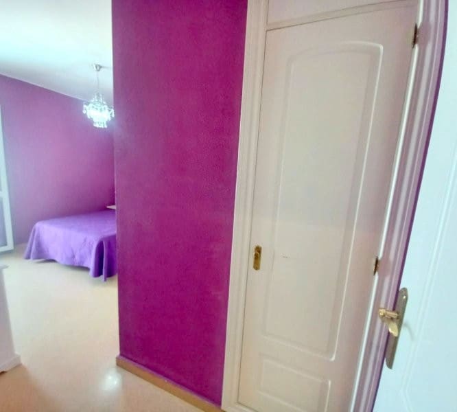 2 bedroom Flat for sale in San Luis de Sabinillas with garage - € 304,000 (Ref: 9184733)