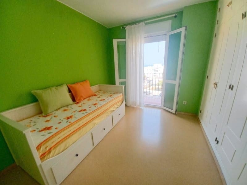 2 bedroom Flat for sale in San Luis de Sabinillas with garage - € 304,000 (Ref: 9184733)