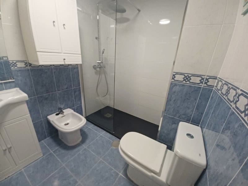 2 bedroom Flat for sale in San Luis de Sabinillas with garage - € 304,000 (Ref: 9184733)