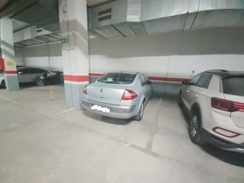 2 bedroom Flat for sale in San Luis de Sabinillas with garage - € 304,000 (Ref: 9184733)