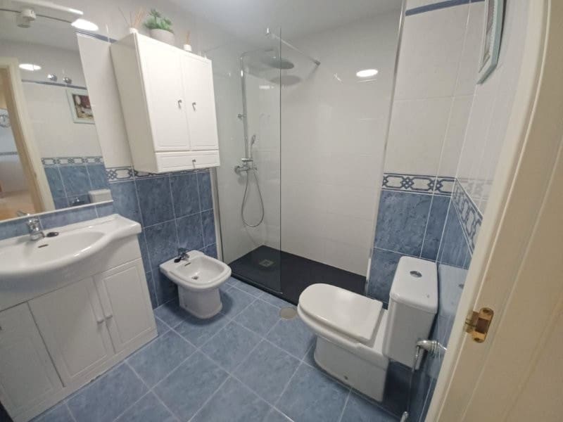 2 bedroom Flat for sale in San Luis de Sabinillas with garage - € 304,000 (Ref: 9184733)