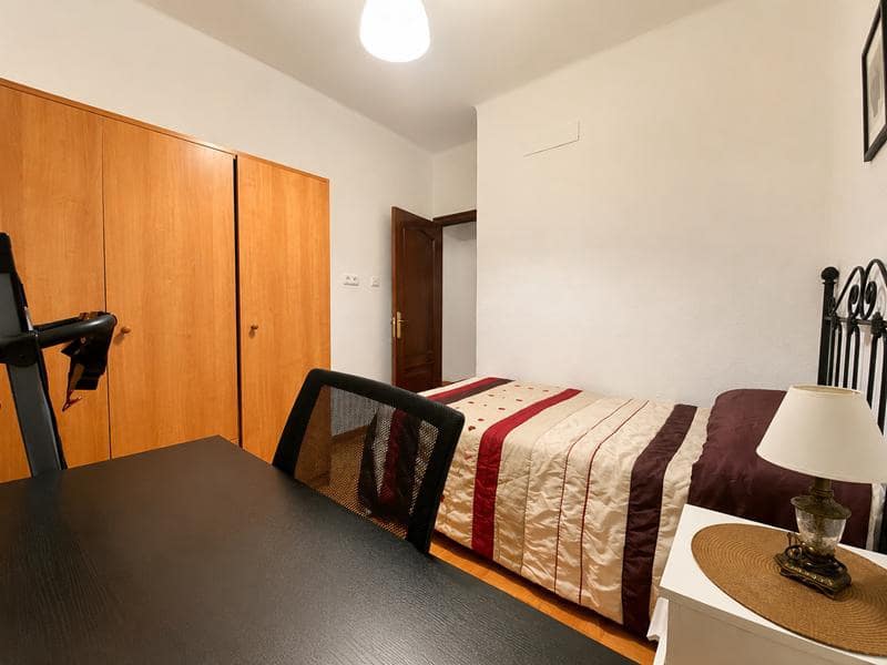 2 soveværelse Lejlighed til salg i Malaga by - € 207.000 (Ref: 9189861)