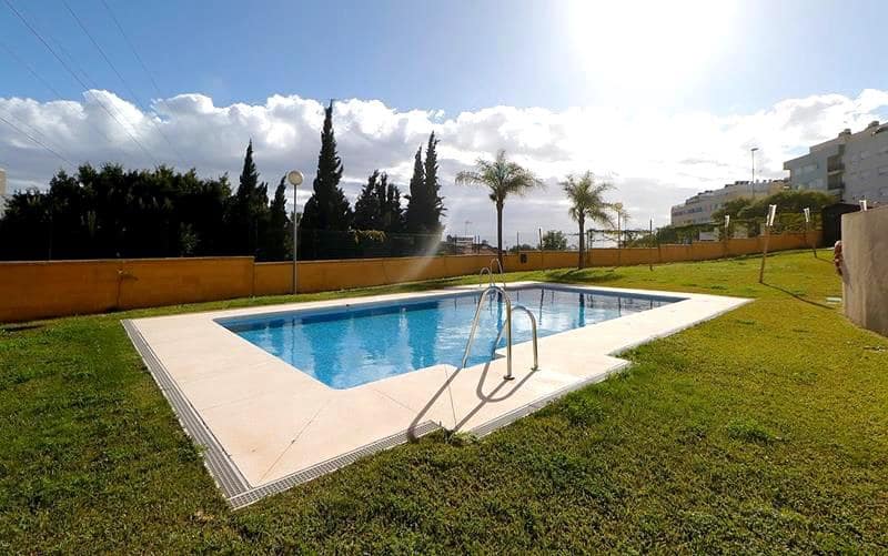 2 quarto Penthouse para arrendar em Malaga cidade com piscina garagem - 1 475 € (Ref: 9197338)