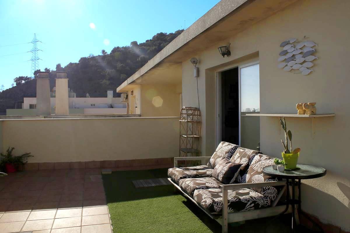 2 quarto Penthouse para arrendar em Malaga cidade com piscina garagem - 1 475 € (Ref: 9197338)