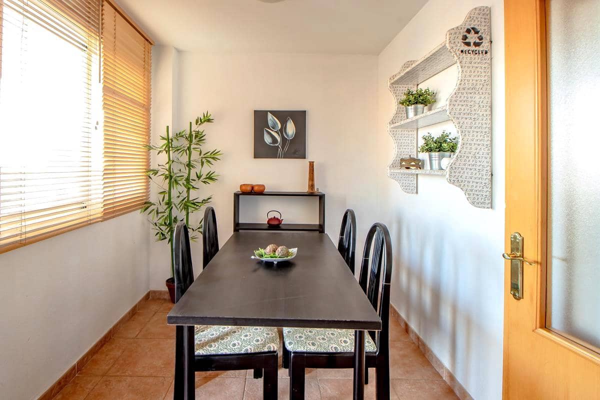 2 quarto Penthouse para arrendar em Malaga cidade com piscina garagem - 1 475 € (Ref: 9197338)