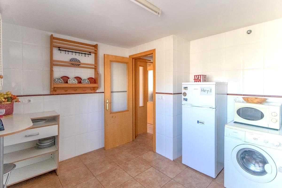 2 quarto Penthouse para arrendar em Malaga cidade com piscina garagem - 1 475 € (Ref: 9197338)