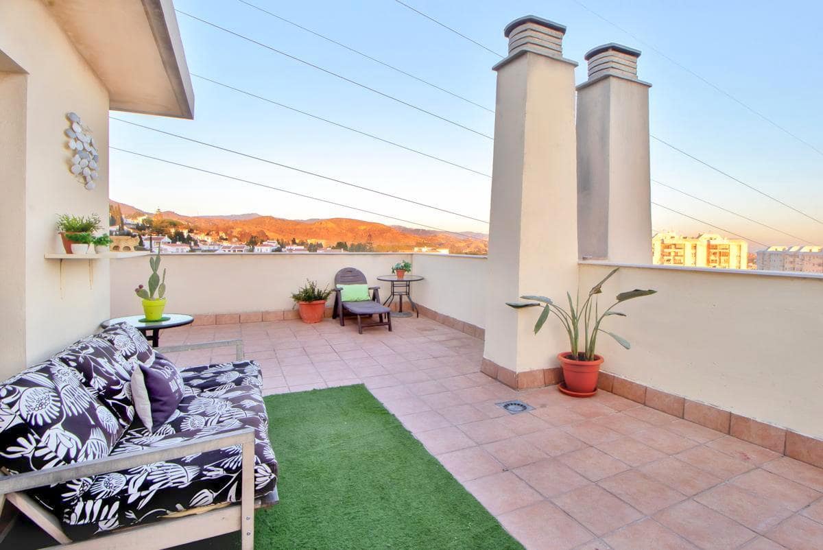 2 quarto Penthouse para arrendar em Malaga cidade com piscina garagem - 1 475 € (Ref: 9197338)