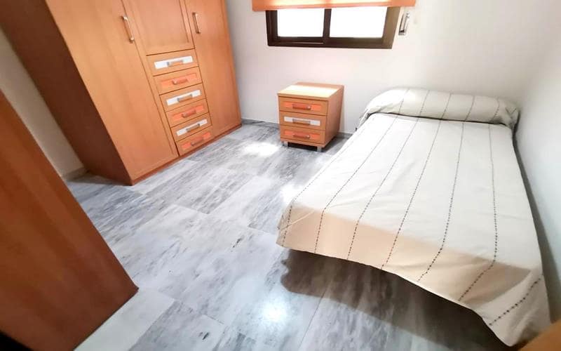 4 sypialnia Mieszkanie do wynajęcia w Miasto Malaga - 1 200 € (Ref: 9205728)