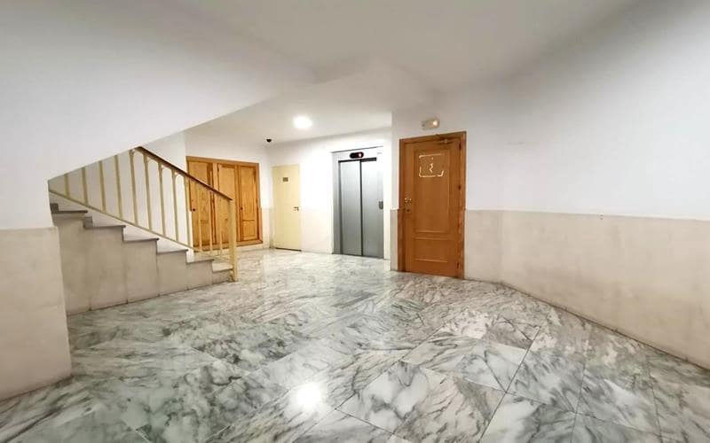 4 sypialnia Mieszkanie do wynajęcia w Miasto Malaga - 1 200 € (Ref: 9205728)