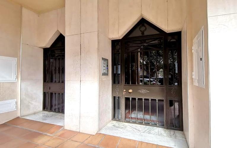 4 sypialnia Mieszkanie do wynajęcia w Miasto Malaga - 1 200 € (Ref: 9205728)