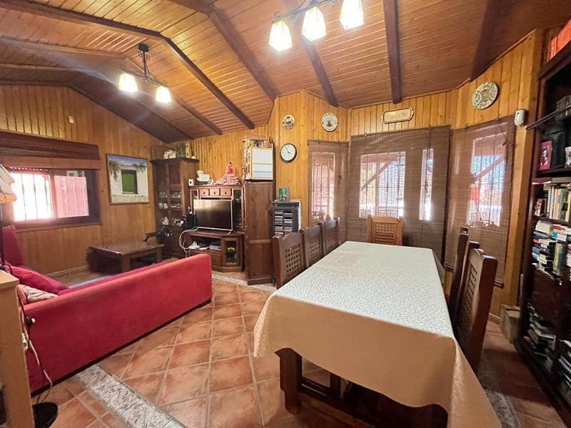 Casa de 3 habitaciones en Estepona en venta con piscina - 525.000 € (Ref: 9216710)