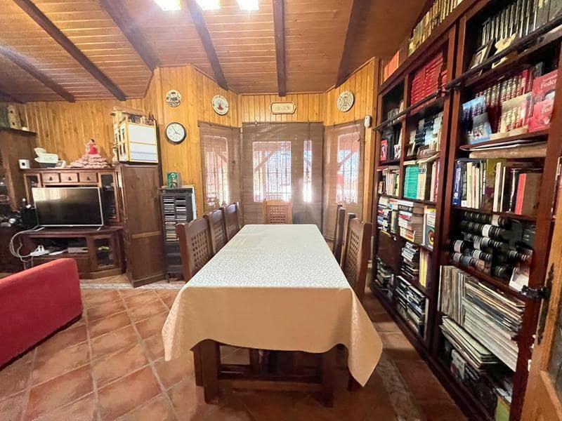 Casa de 3 habitaciones en Estepona en venta con piscina - 525.000 € (Ref: 9216710)