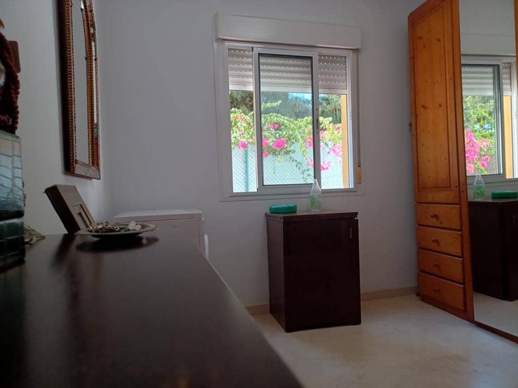 4 soveværelse Rækkehus til salg i Estepona med garage - € 699.500 (Ref: 9228003)