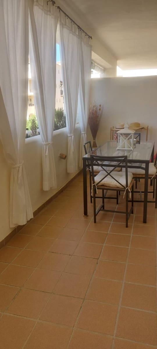 2 bedroom Flat for rent in San Luis de Sabinillas with pool garage - € 950 (Ref: 9231935)