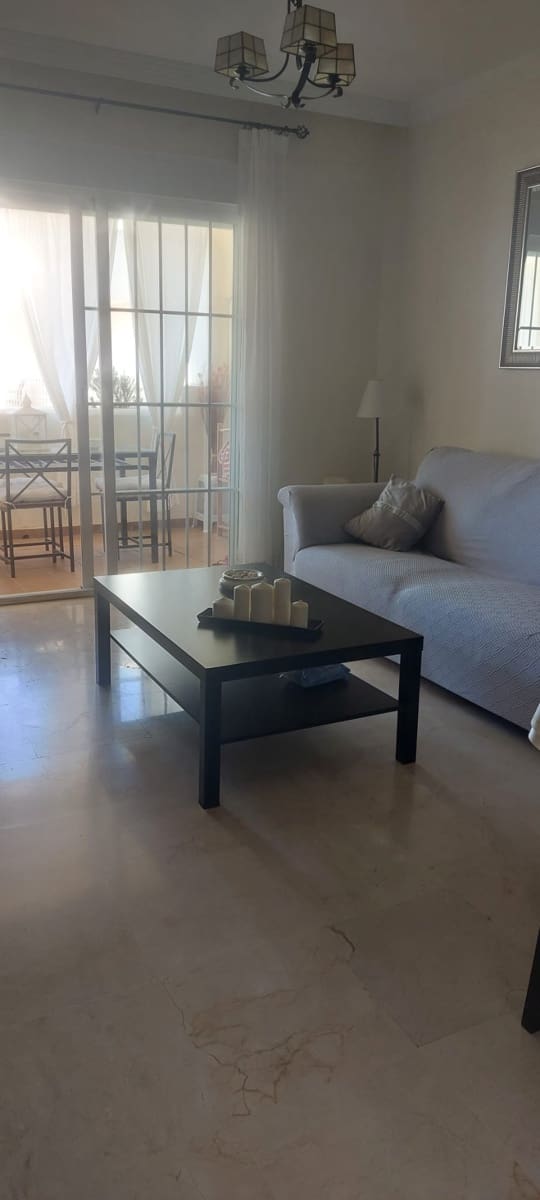 2 bedroom Flat for rent in San Luis de Sabinillas with pool garage - € 950 (Ref: 9231935)
