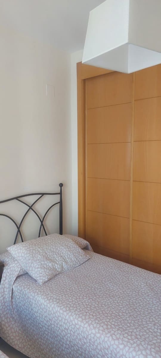 2 bedroom Flat for rent in San Luis de Sabinillas with pool garage - € 950 (Ref: 9231935)